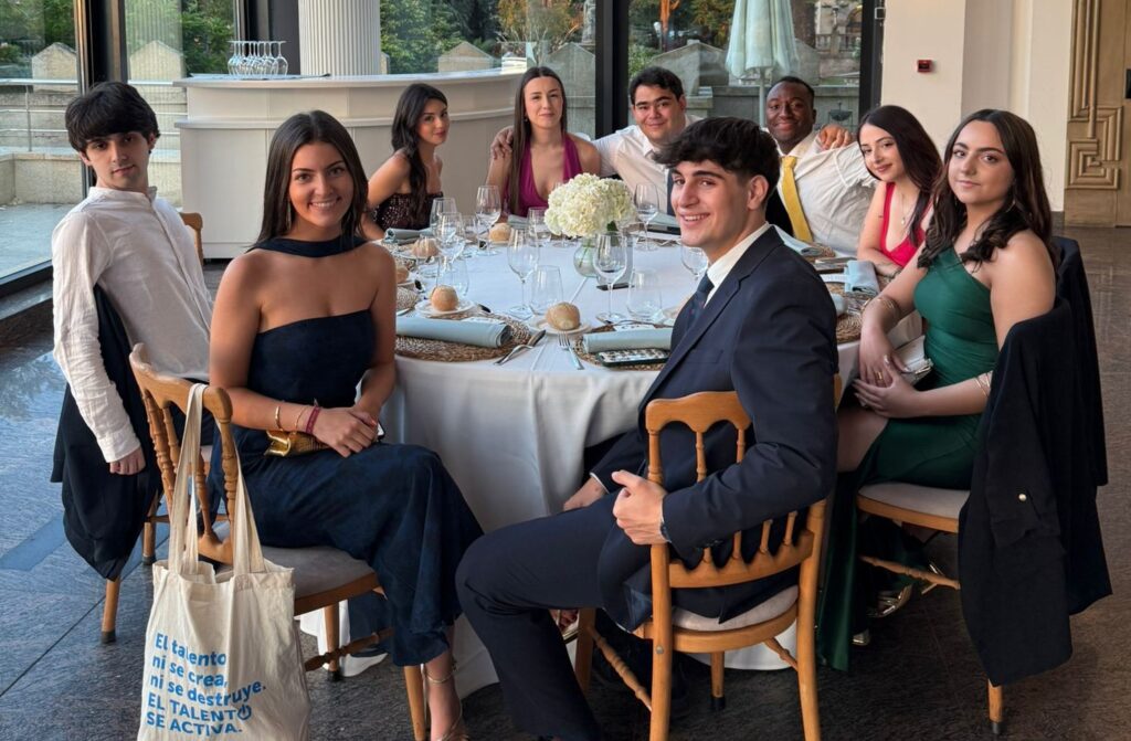 CENA DE GRADUACIÓN 2025